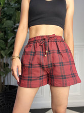 Charger l'image dans la galerie, red shorts 1