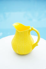 Charger l'image dans la galerie, Salungo pitcher yellow