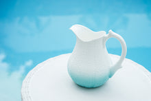 Charger l'image dans la galerie, Salungo pitcher aqua blue ombré
