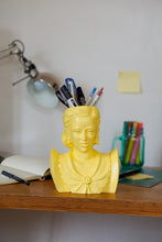 Charger l'image dans la galerie, Filipiniana pot in light yellow