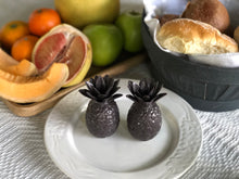 Load image into Gallery viewer, Pineapple Shakers