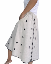 Load image into Gallery viewer, Tweetums skirt in oat