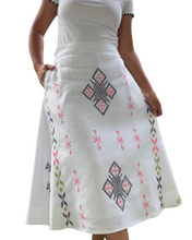 Charger l'image dans la galerie, South cotabato skirt Size L