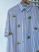 Load image into Gallery viewer, Calamansi light purple stripe polo