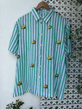 Charger l'image dans la galerie, Calamansi green stripe polo