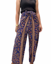 Charger l&#39;image dans la galerie, Carmela blue wrapped around pants free size