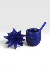 Load image into Gallery viewer, Pineapple containers with spoon