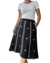 Load image into Gallery viewer, Tweetums skirt in black