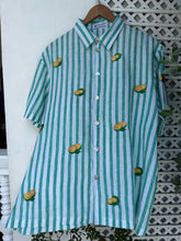 Charger l'image dans la galerie, Calamansi green stripe polo