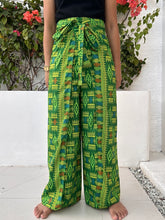 Load image into Gallery viewer, Berde wrapped around pants free size