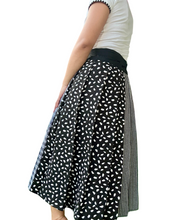 Charger l'image dans la galerie, Black wrap skirt