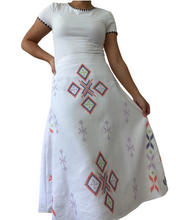 Charger l'image dans la galerie, South cotabato skirt Size XL