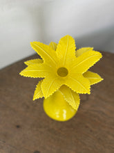 Charger l'image dans la galerie, Coconut candlestick in yellow