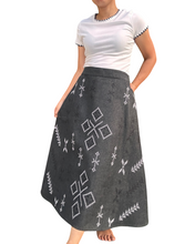 Charger l'image dans la galerie, South cotabato denim skirt Size XXL