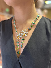 Load image into Gallery viewer, Orchida necklace