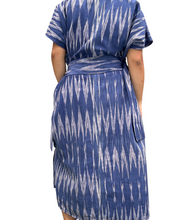 Load image into Gallery viewer, Ikat Sinag dress in blue