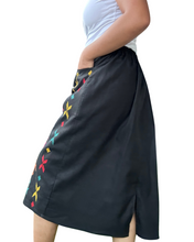 Load image into Gallery viewer, South cotabato black linen skirt Size L