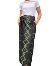 Load image into Gallery viewer, T’boli Garterized wrap pants black 01