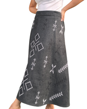 Charger l'image dans la galerie, South cotabato denim skirt Size XXL