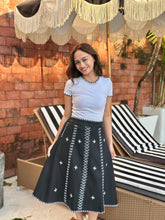 Charger l'image dans la galerie, Tweetums skirt in black denim