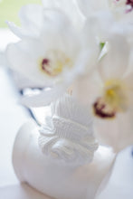 Load image into Gallery viewer, filipiniana vase