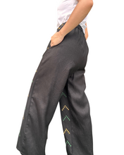 Load image into Gallery viewer, T’boli Garterized wrap pants black 01