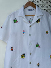 Load image into Gallery viewer, Matamis polo in white camp collar