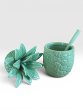 Load image into Gallery viewer, Pineapple containers with spoon