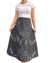 Charger l'image dans la galerie, South cotabato denim skirt Size XXL