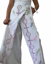 Load image into Gallery viewer, T’boli Garterized wrap pants white 02