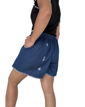 Charger l'image dans la galerie, Abra Garterized wrap shorts