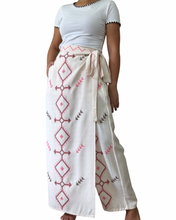 Charger l'image dans la galerie, T’boli Garterized wrap pants creme