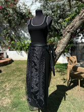 Charger l'image dans la galerie, Barong wrap skirt