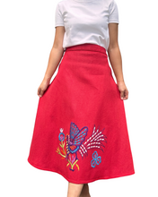 Charger l'image dans la galerie, Peacock skirt red Size XL