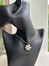 Load image into Gallery viewer, Sampaguita necklace