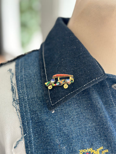 Jeepney small brooch 02