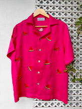 Load image into Gallery viewer, Pakwan polo in pink camp collar