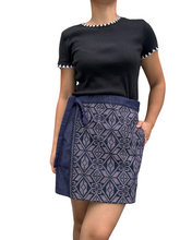 Load image into Gallery viewer, Yakan shorts Garterized wrap shorts