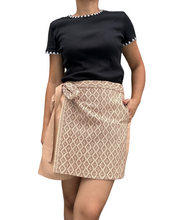 Load image into Gallery viewer, Yakan shorts Garterized wrap shorts 01