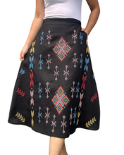 Charger l'image dans la galerie, South cotabato skirt Size M