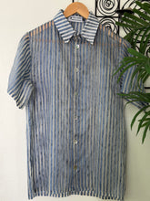 Load image into Gallery viewer, Stripe blue pinya polo