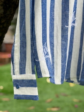 Charger l'image dans la galerie, Vinta stripe blue long sleeves polo