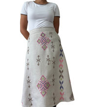 Charger l'image dans la galerie, South cotabato skirt Size M oat