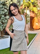 Load image into Gallery viewer, Abra tank top off white
