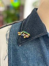 Load image into Gallery viewer, Jeepney small brooch 16