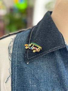 Jeepney small brooch 16