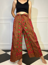 Load image into Gallery viewer, Batik pants L