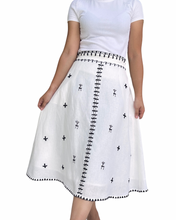 Load image into Gallery viewer, Tweetums skirt in off white