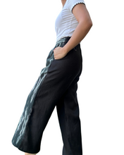 Charger l'image dans la galerie, Ikat Garterized wrap pants
