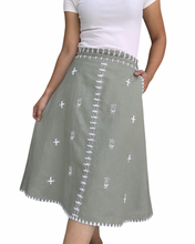 Charger l&#39;image dans la galerie, Tweetums skirt in seafoam